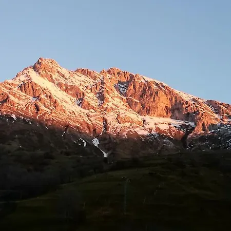 Pena Ubina Apartamento *